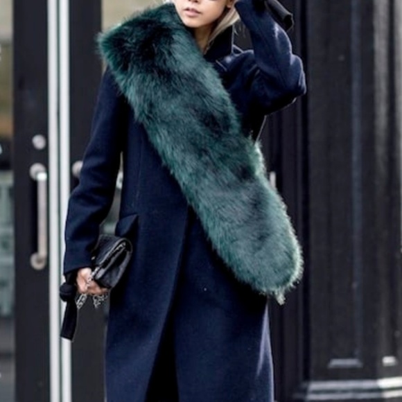 MODA ME COUTURE Accessories - GREEN FAUX FUR SCARF